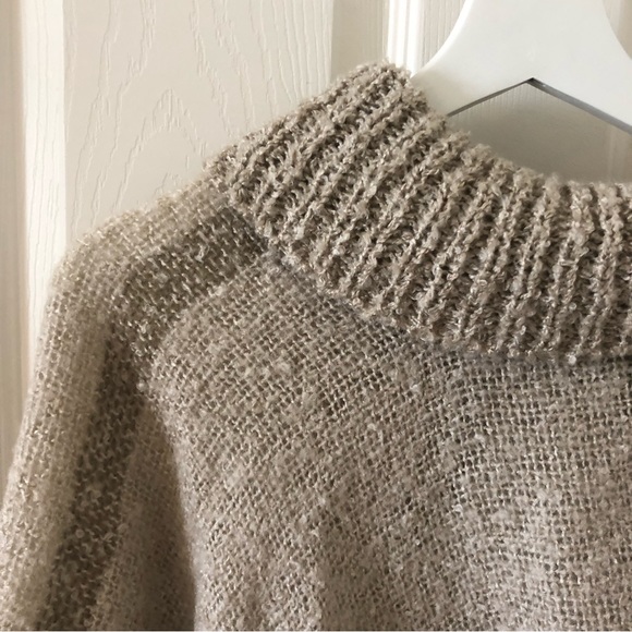 Janie Besner Poncho - Picture 5 of 7